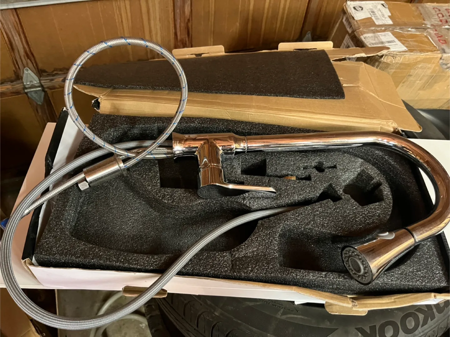 New Chrome Kitchen Faucet with Pull Down Sprayer image indicator(2)