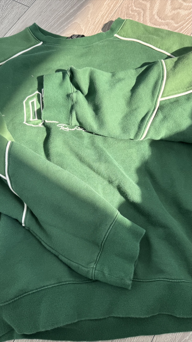 H&M Queens Green Sweatshirt - XL - photo 3