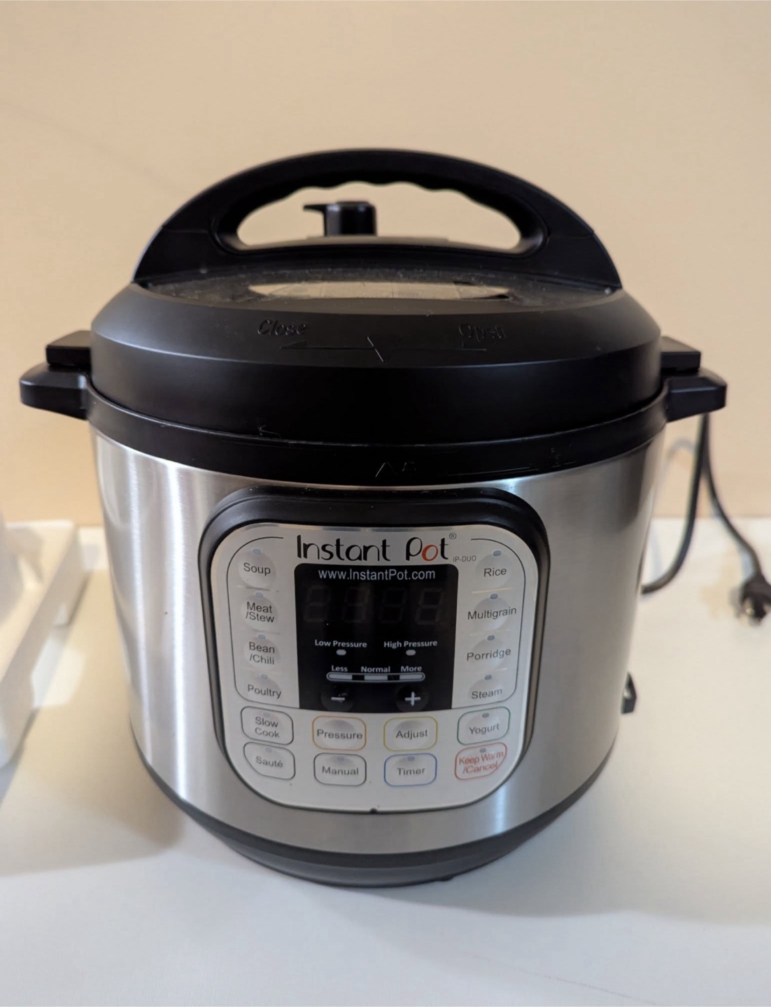 Instant Pot Duo Electric Pressure Cooker