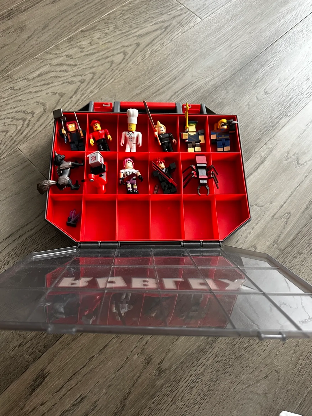 Roblox Action Figures with Carrying Case image indicator(3)