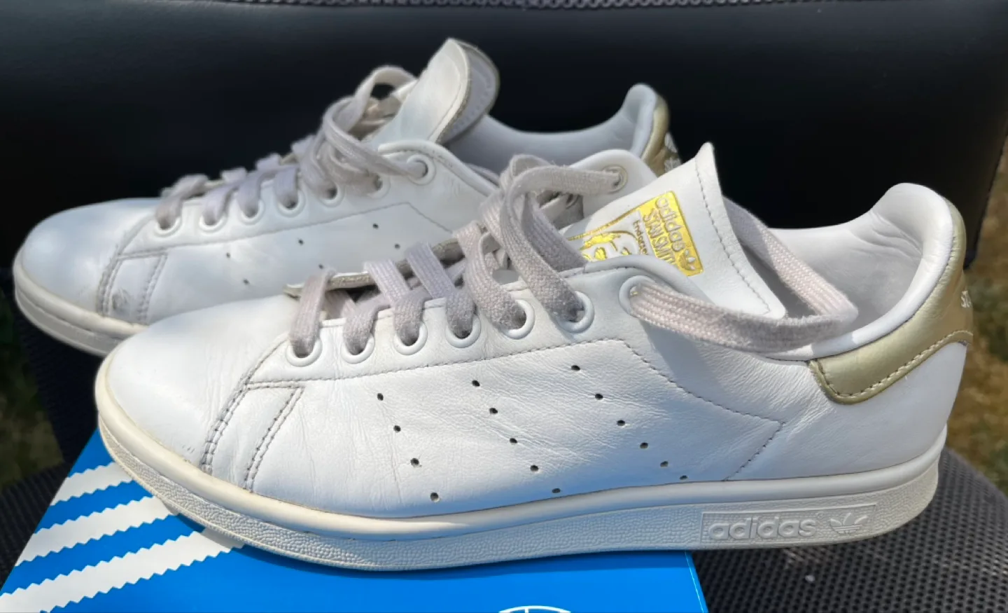 Adidas Women’s Size 6.5 Stan Smith Sneakers - GUC image indicator(4)