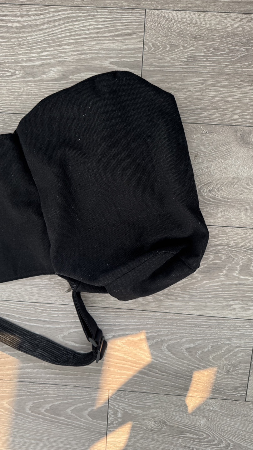 Black Canvas Messenger Bag - photo 4