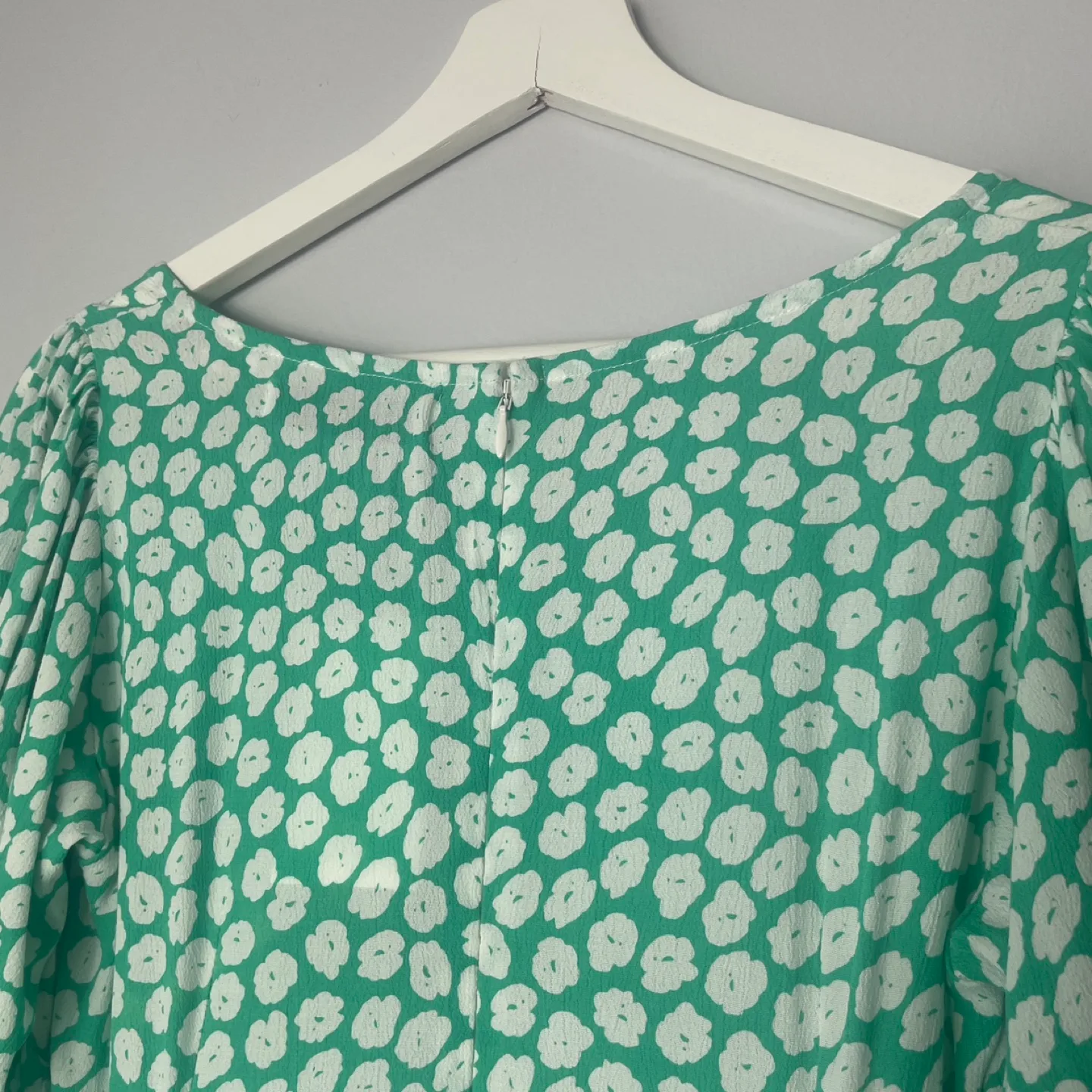 Faithfull The Brand La Barben Mini Dress Floral Size 2 or XS image indicator(6)