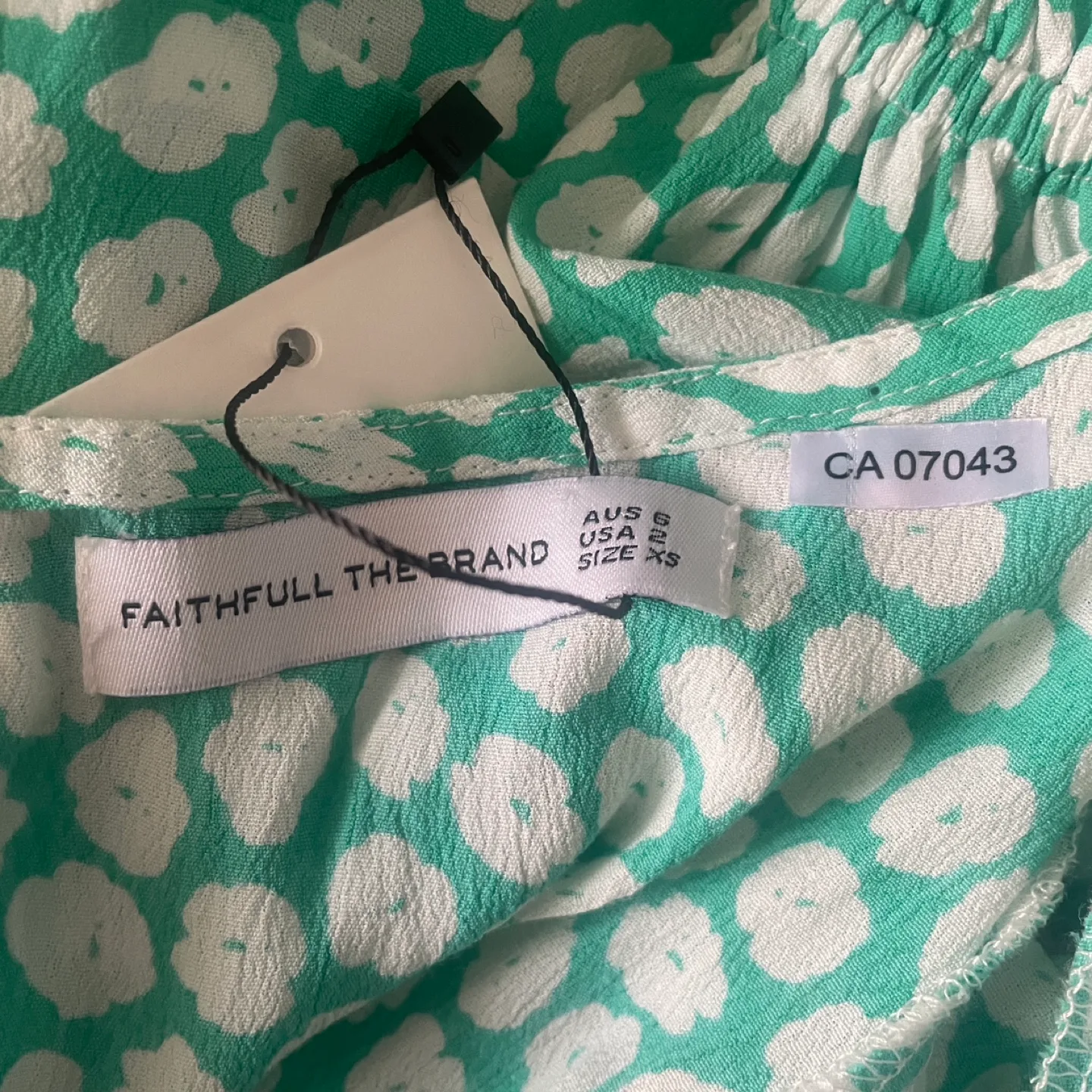 Faithfull The Brand La Barben Mini Dress Floral Size 2 or XS image indicator(8)