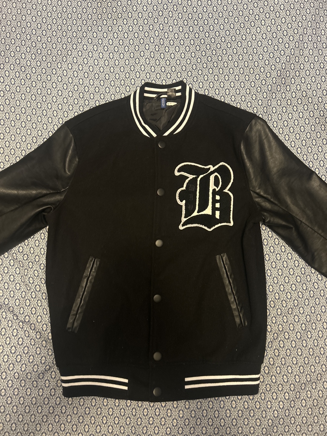 H&M Black Varsity Jacket - photo 2