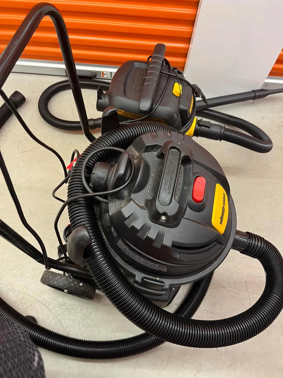 Shop-Vac & DeWalt Wet/Dry Vacuums image indicator(3)