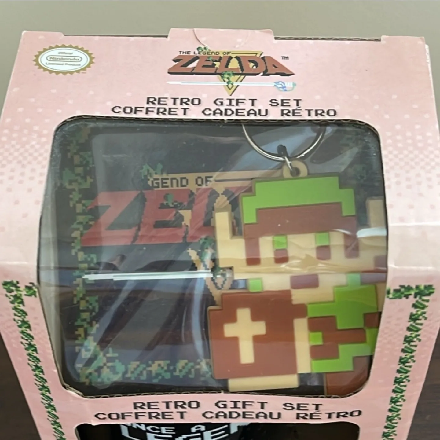 Legend of Zelda Retro Gift Set - New in Box! image indicator(7)