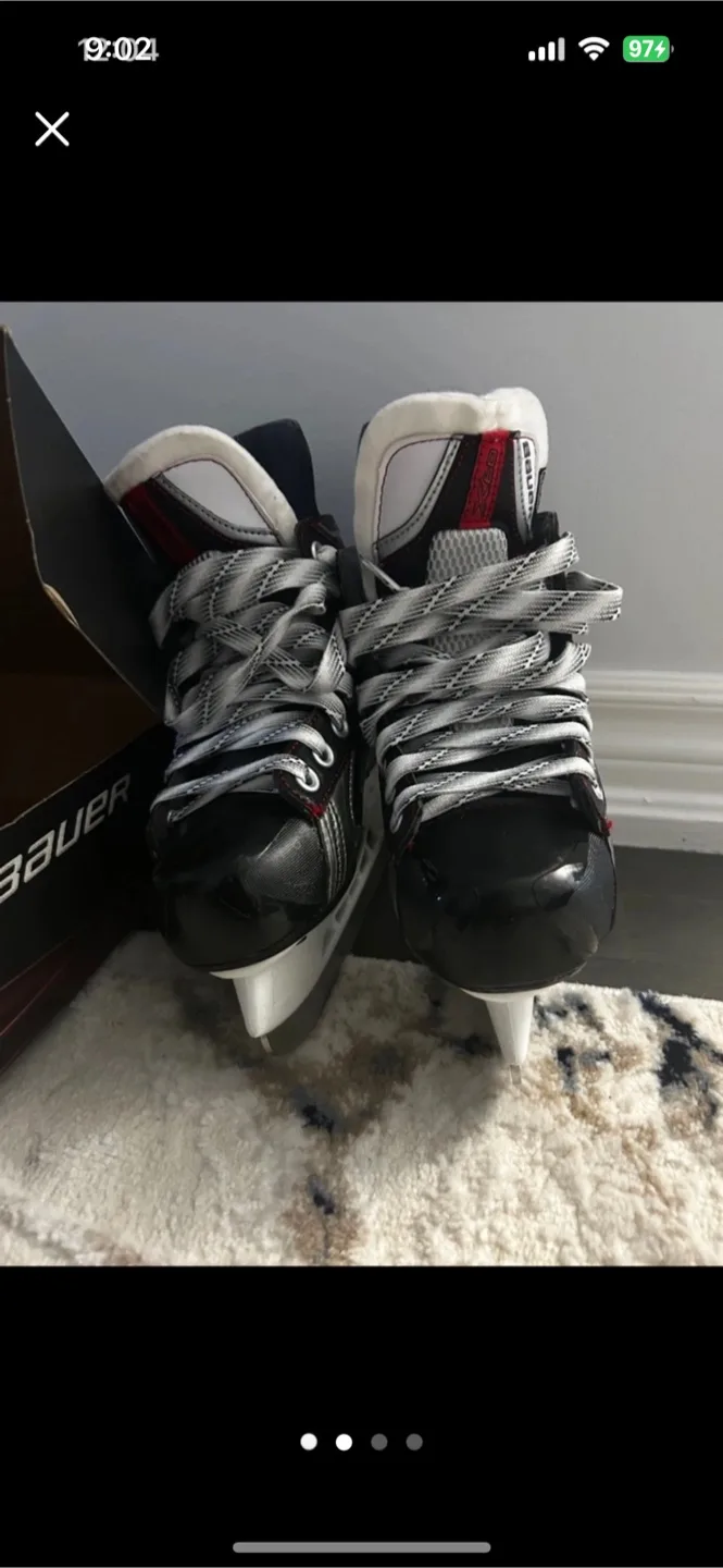 Bauer Vapor X60 Ice Skates Size 13 image indicator(2)