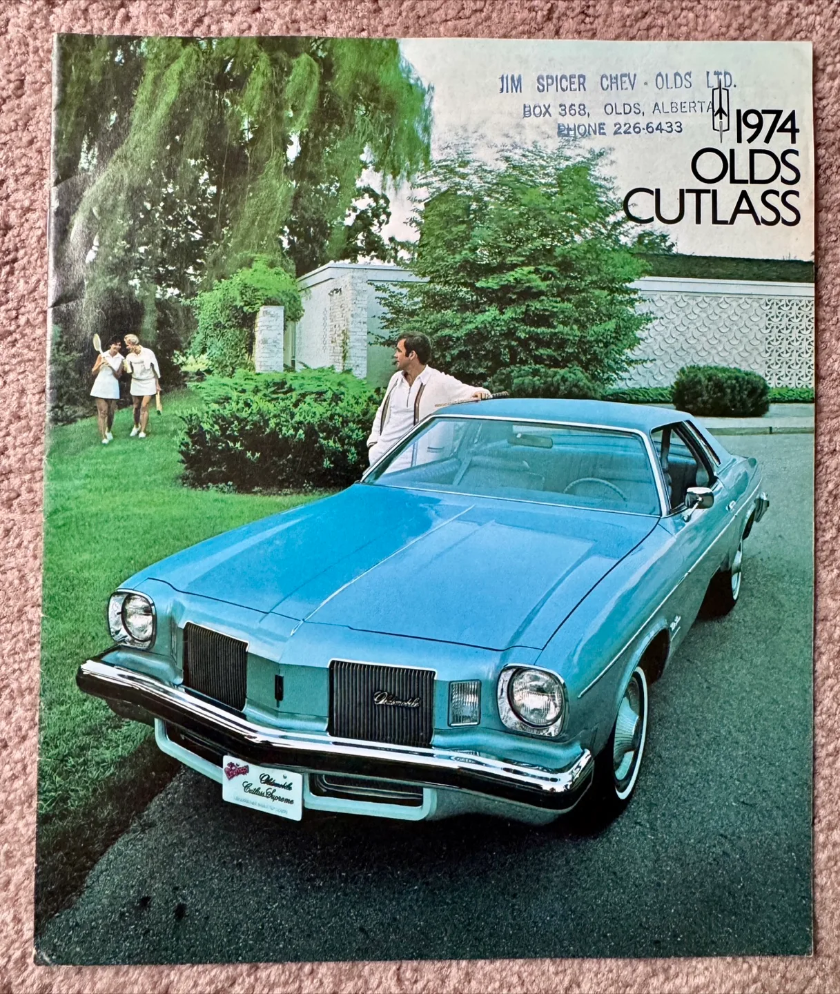 Vintage 1974 Olds Cutlass Brochure thumbnail