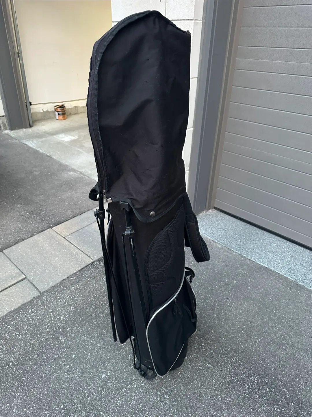 Black Golf Bag image indicator(3)