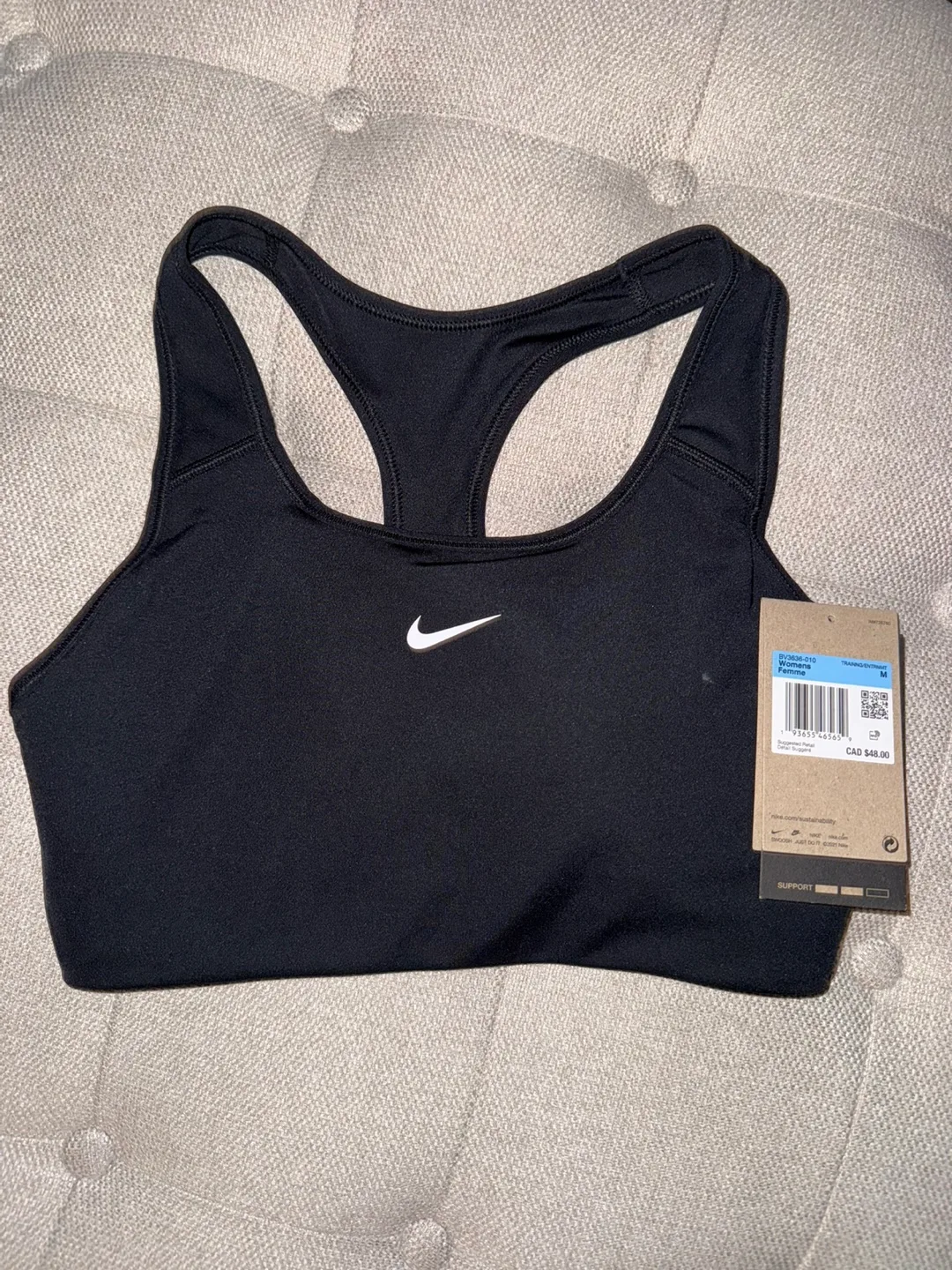 New Nike Dri-FIT Swoosh Sports Bra - Size M thumbnail