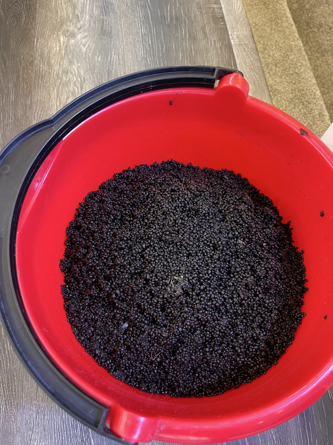 Fish tank substrate Fluval stratum 11kg ( 24.25 lb)-$80 - photo 2