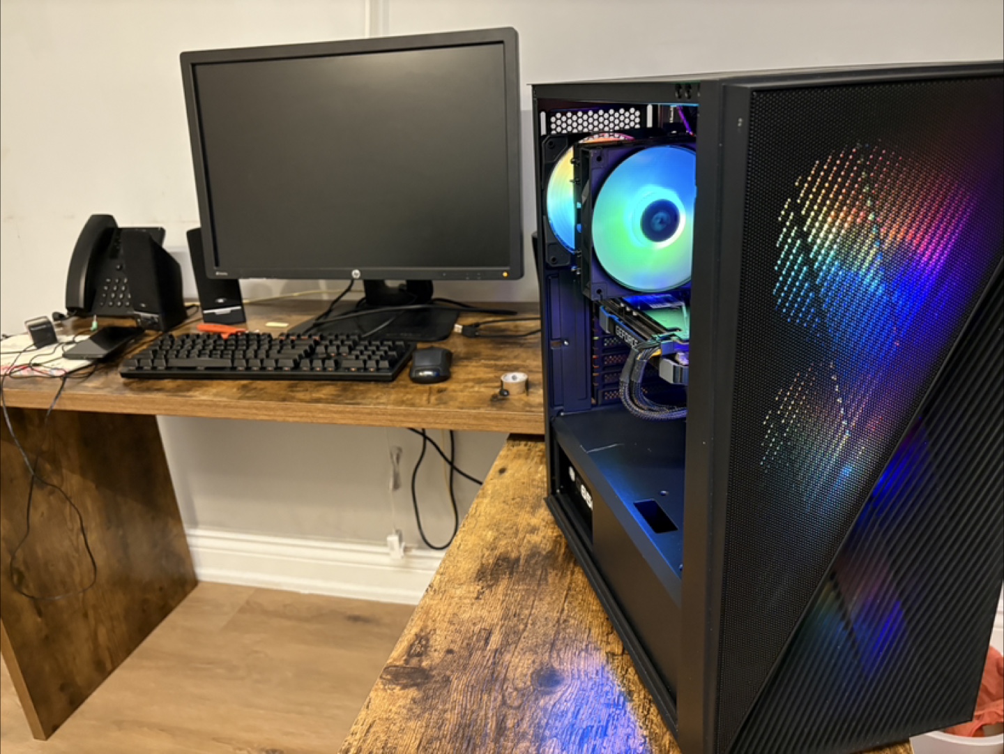 Custom RTX Gaming PC - photo 5