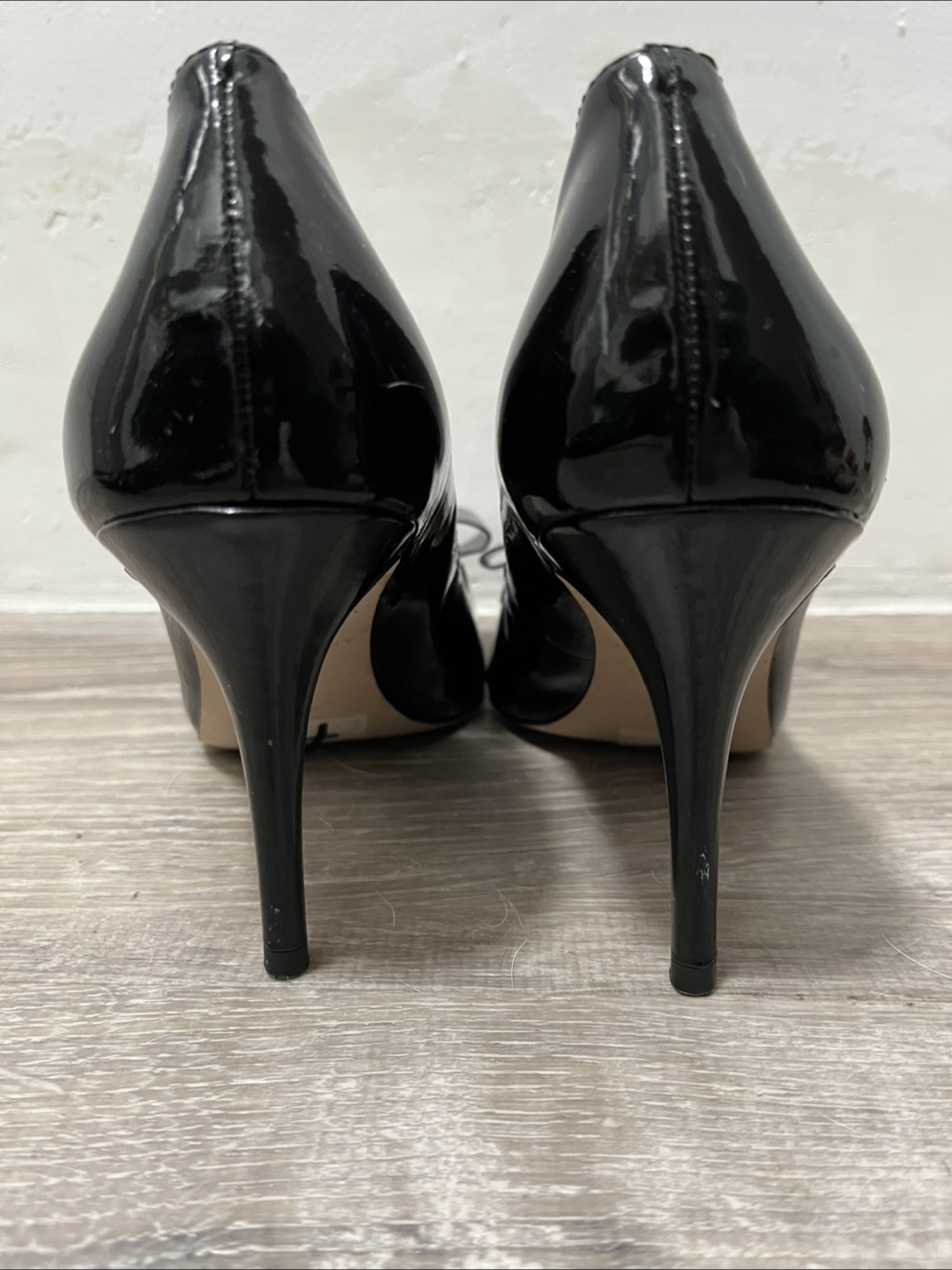 Ann Taylor Black Patent Leather Heels - Size 7M - photo 4