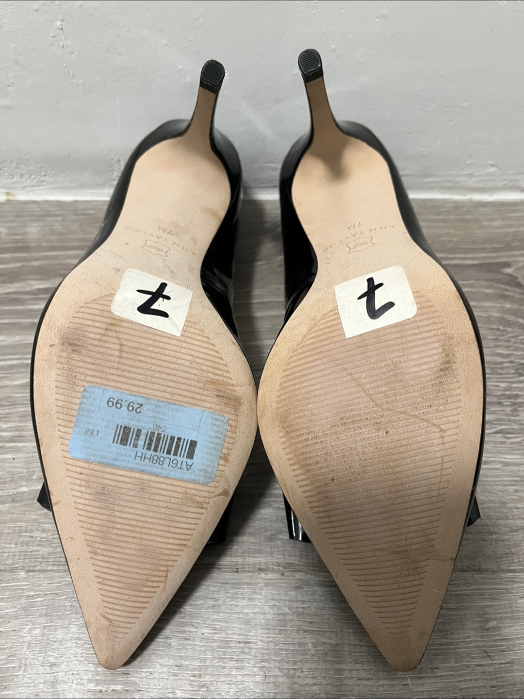 Ann Taylor Black Patent Leather Heels - Size 7M - photo 5
