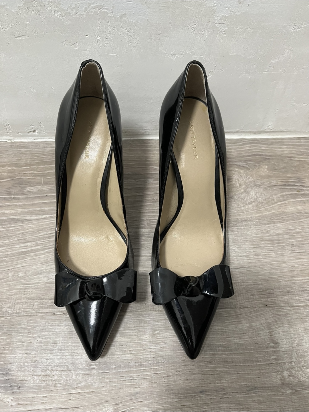Ann Taylor Black Patent Leather Heels - Size 7M - photo 2