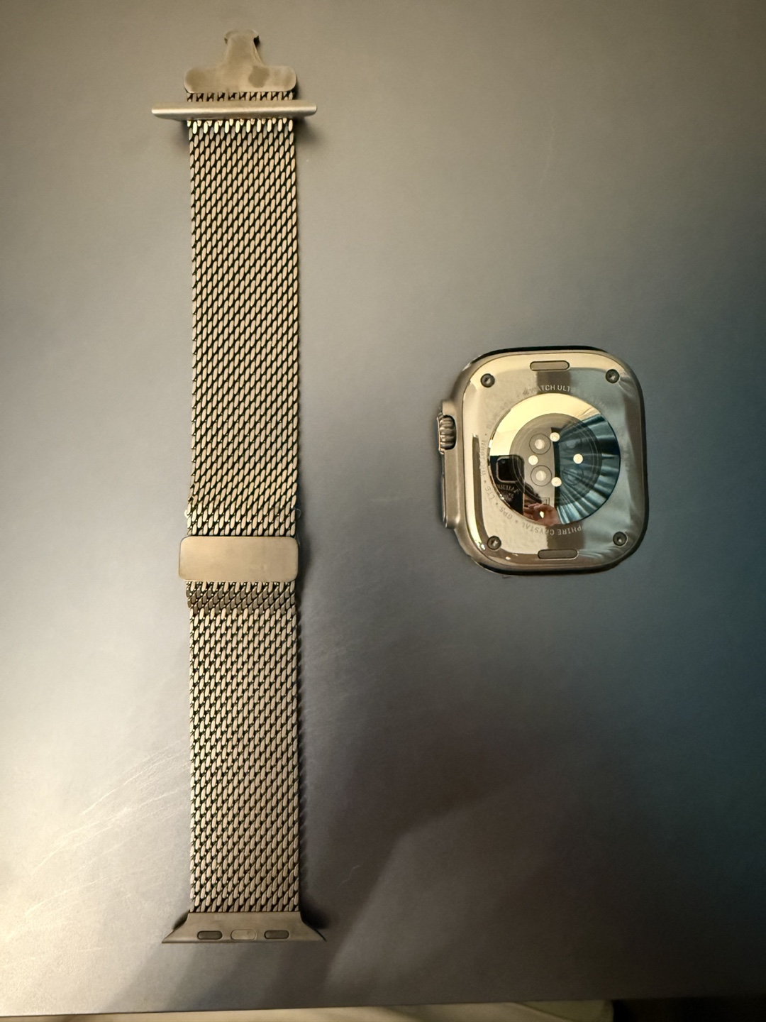Apple Watch Ultra 2 - 49mm Titanium Case - photo 3