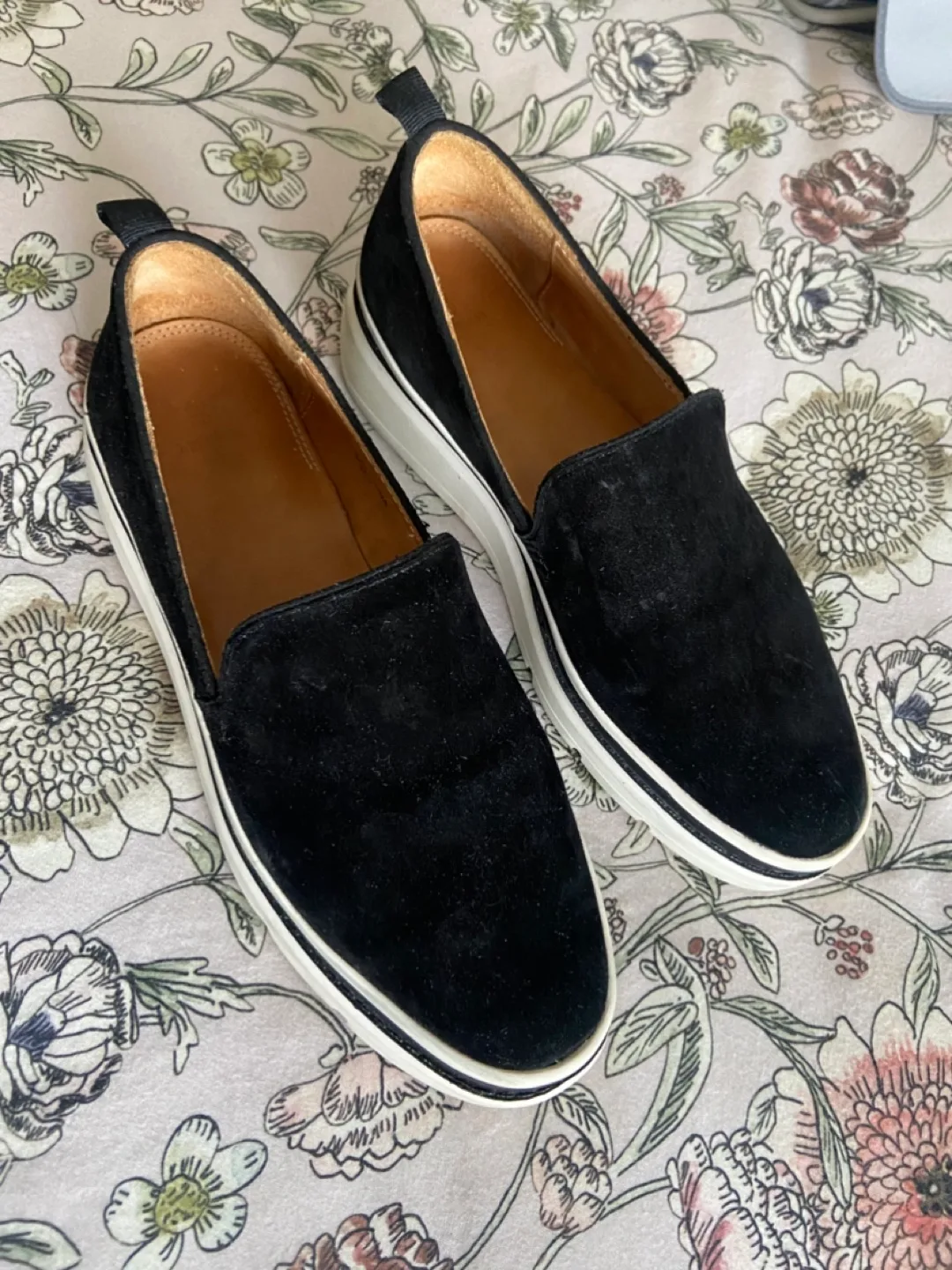 Bill Blass Black Suede Slip-On Sneakers, Size 7 image indicator(2)