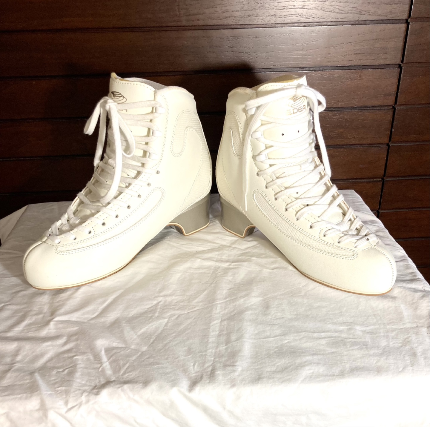 40% off Like New!! Edea Ice Fly Figure Skates Made in Italy - photo 4