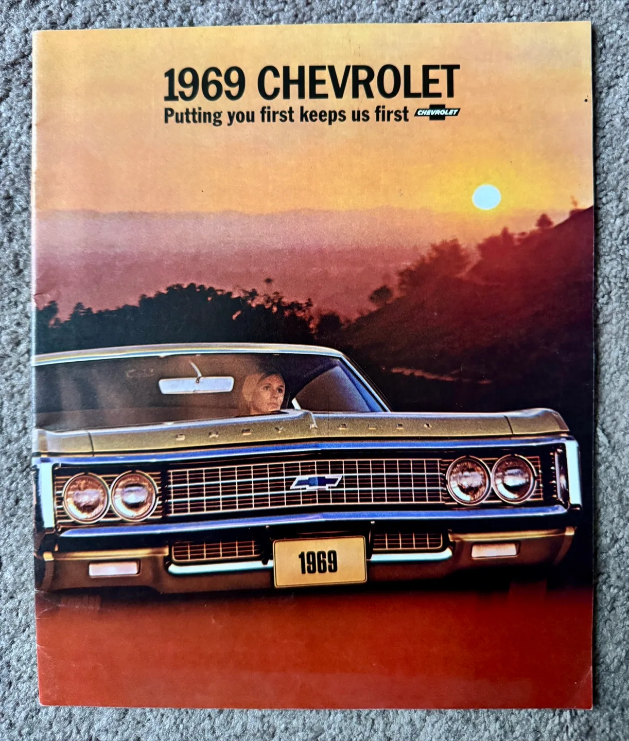 Vintage 1969 Chevrolet Brochure thumbnail