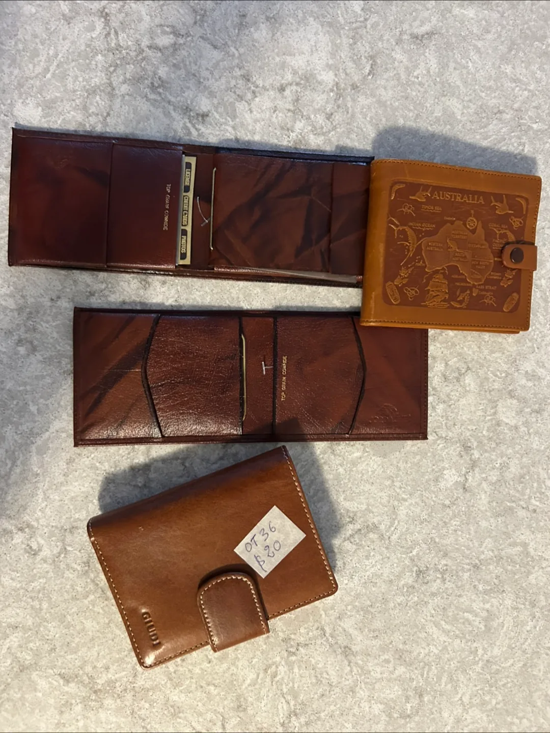 Brown Top Grain Cowhide Wallet image indicator(3)