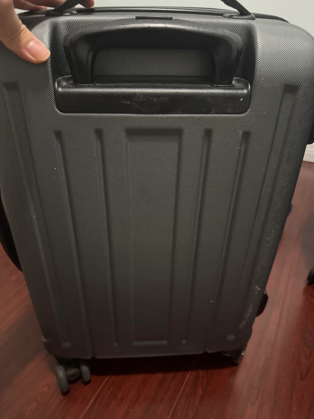 Samsonite Carry-On Luggage thumbnail