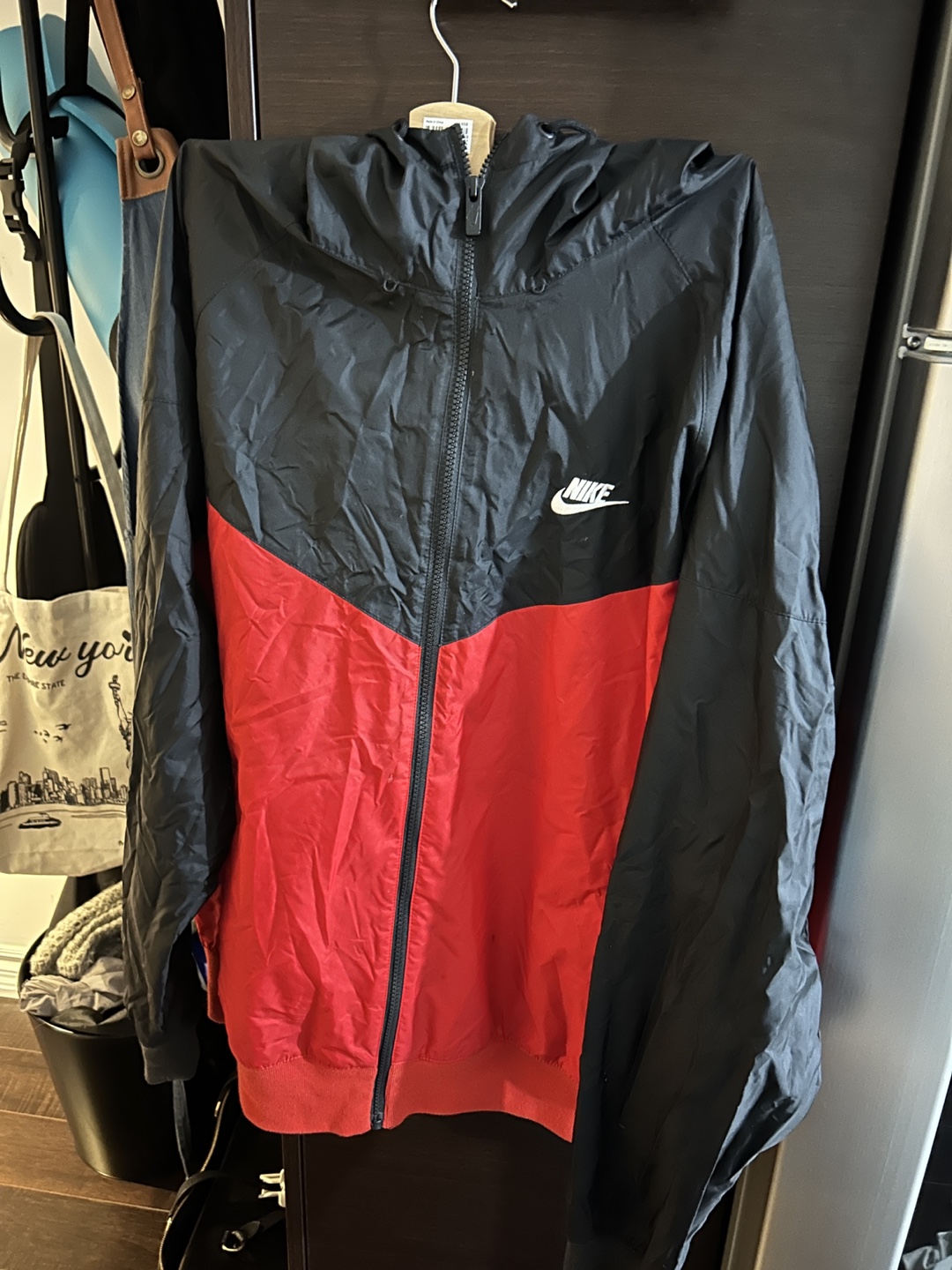 Nike Windrunner Jacket - Black/Red, XL