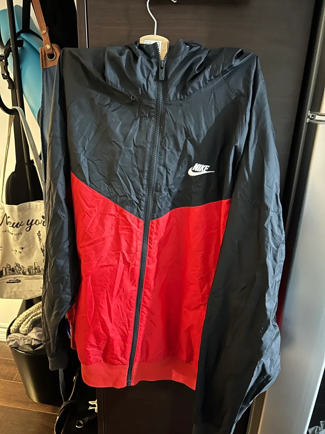 Nike Windrunner Jacket - Black/Red, XL thumbnail