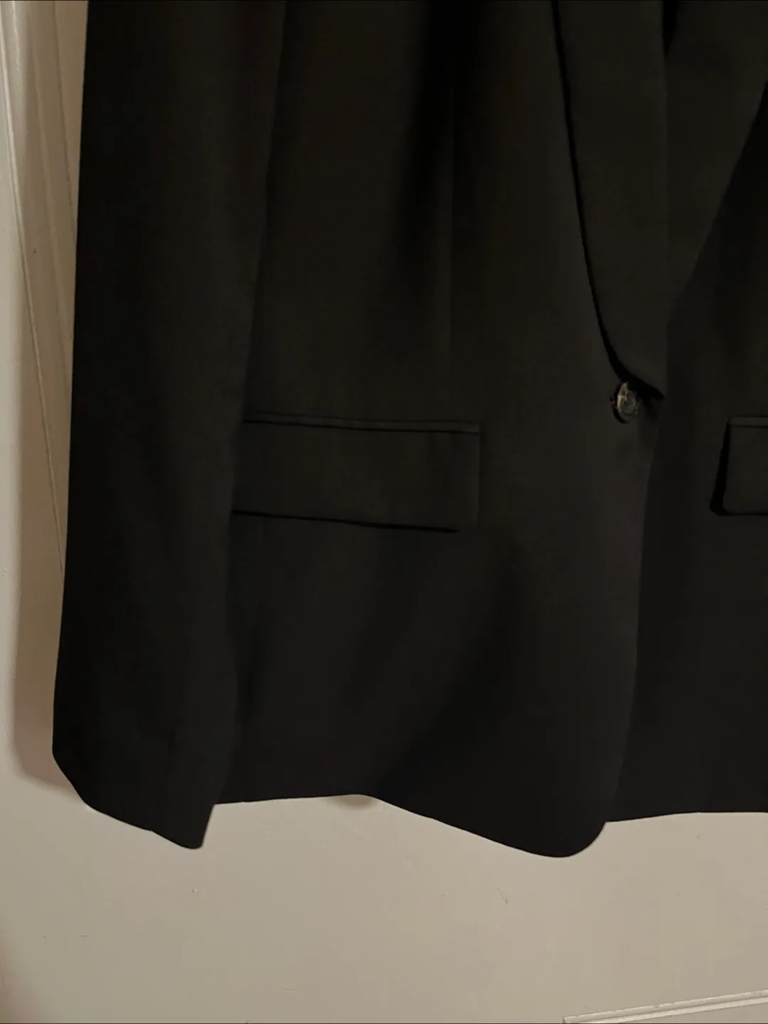 Wildfang Black Tux Blazer Women’s Medium image indicator(4)