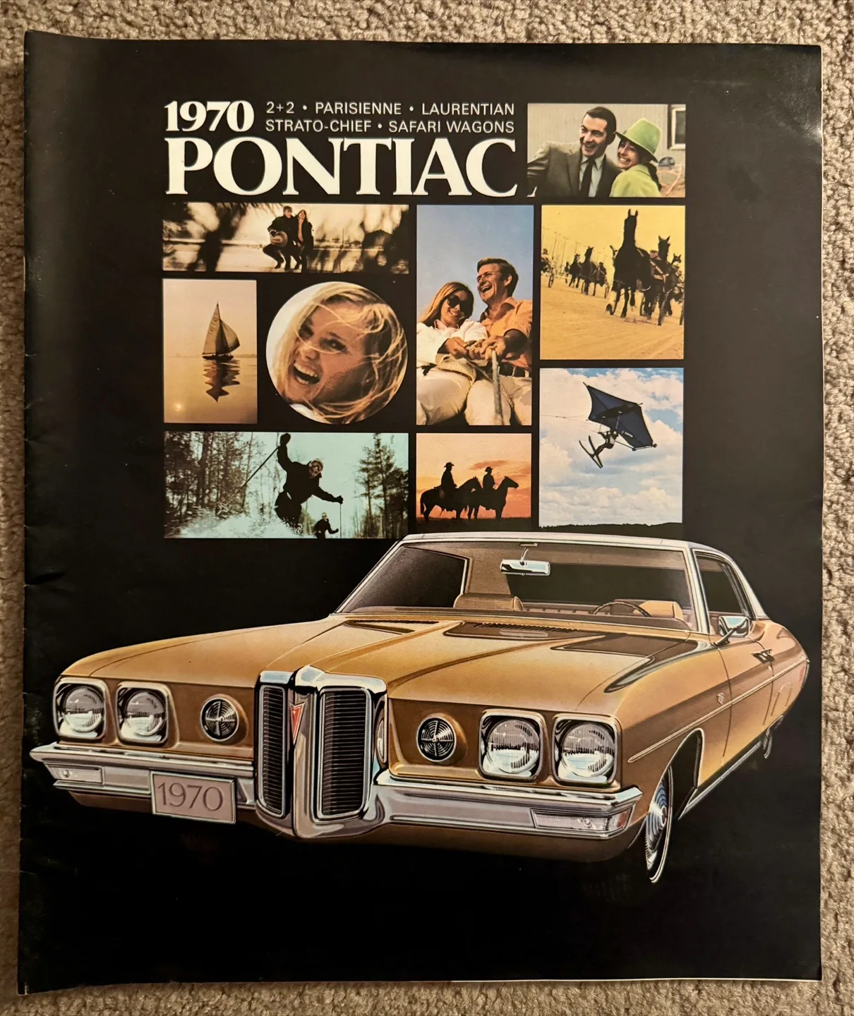 Vintage 1970 Pontiac Safari Wagons Brochure thumbnail