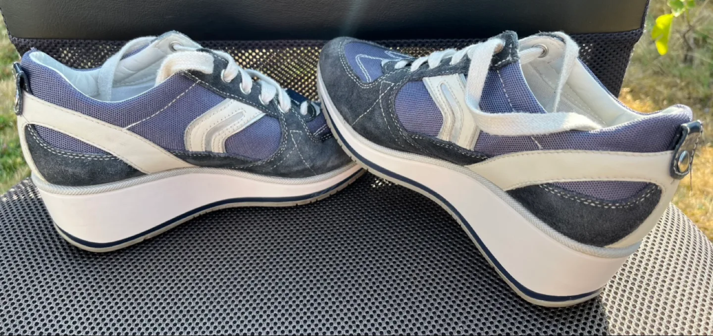 GEOX Respira Women’s Wedge Trainers - GUC image indicator(2)