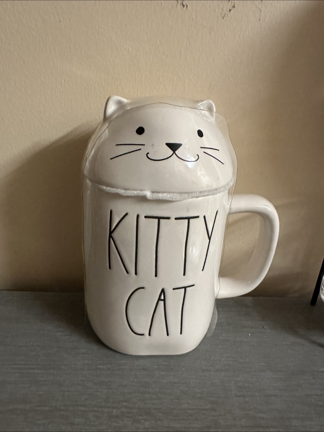 Large Mug with Lis
