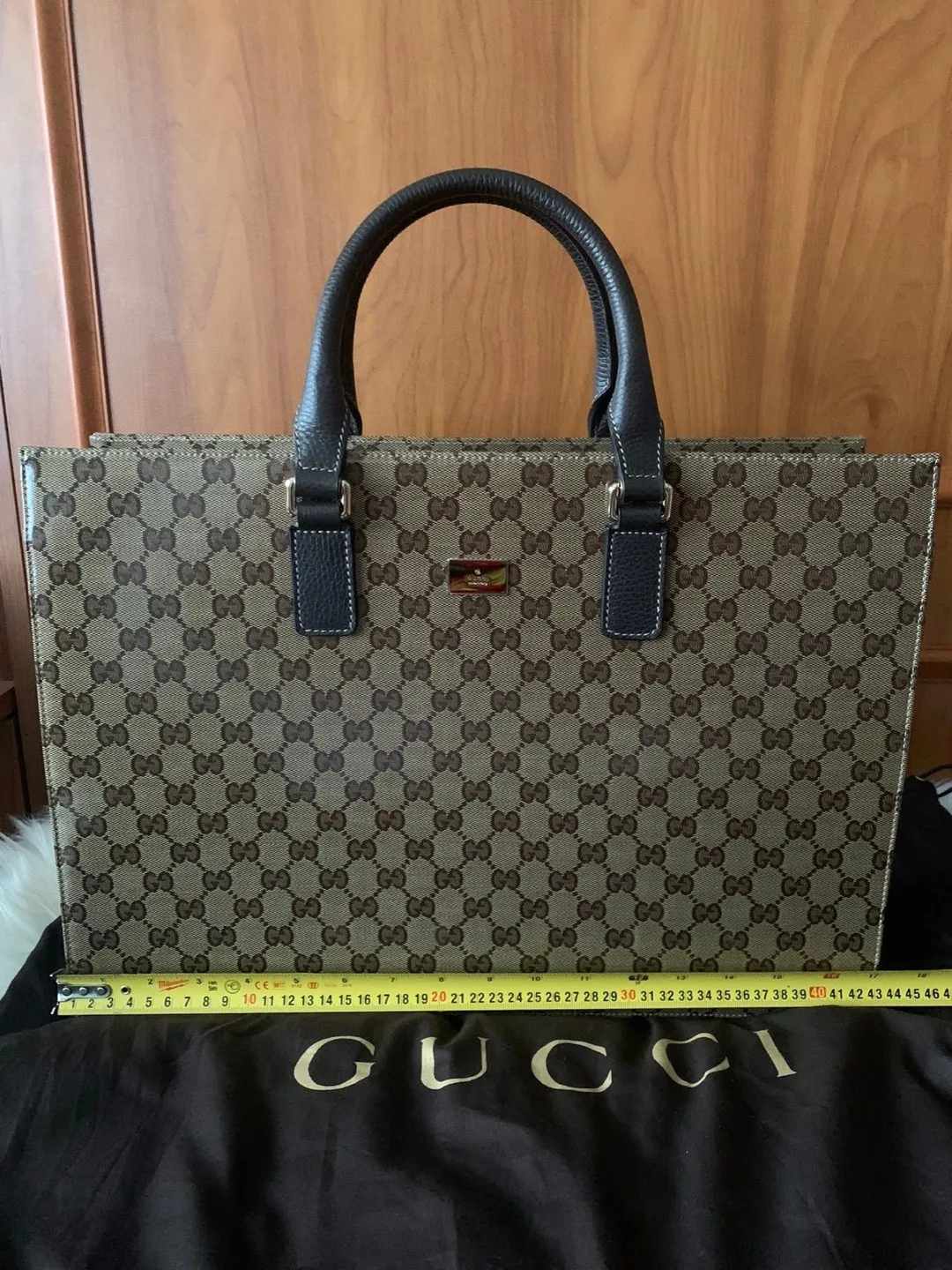 OTG Gucci Tote/Business Bag image indicator(8)