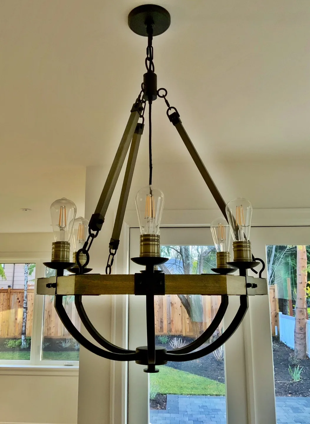⭐️BRAND NEW Weathered Wood with Bronze iron accents chandelier⭐️ image indicator(2)