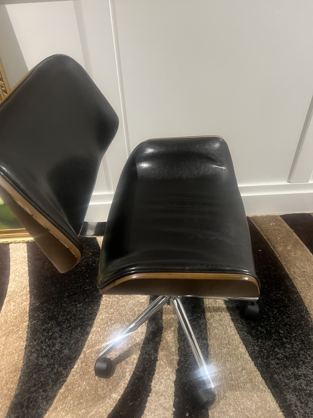 Black Leather Office Chair - photo 2