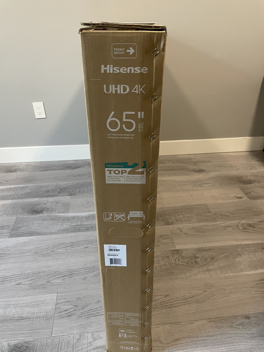 Hisense 65" UHD 4K A6 Series TV - photo 3