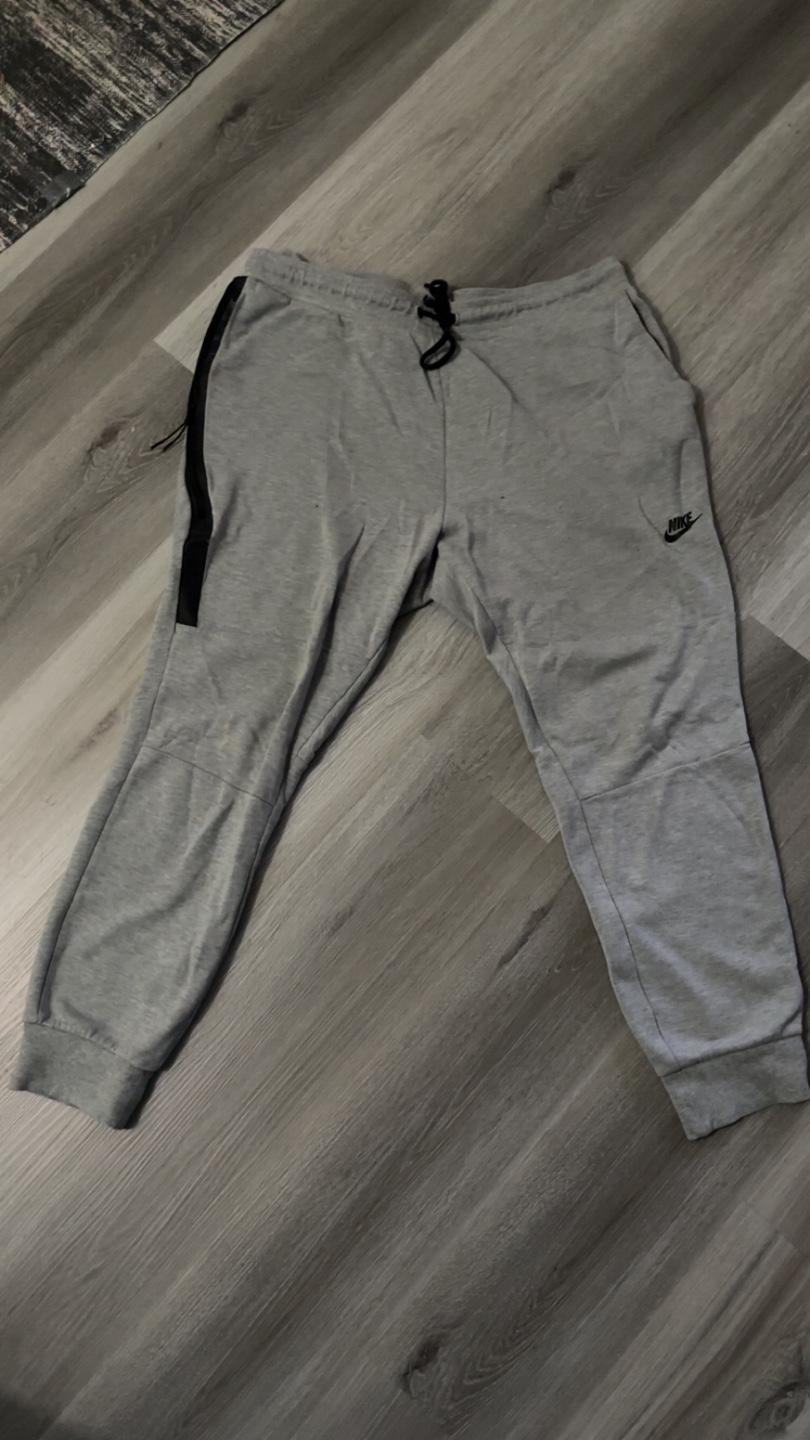 Nike Grey Tech Fleece Pants - XL