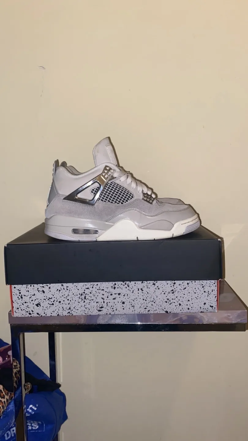 Air Jordan 4 Retro Pure Money Size 9 thumbnail
