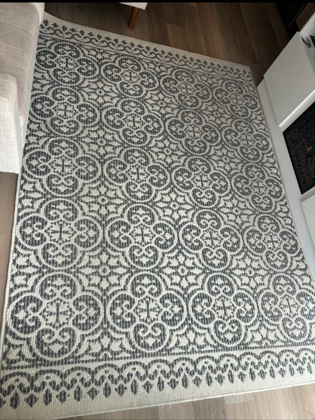 Patterned Area Rug - Grey & White thumbnail