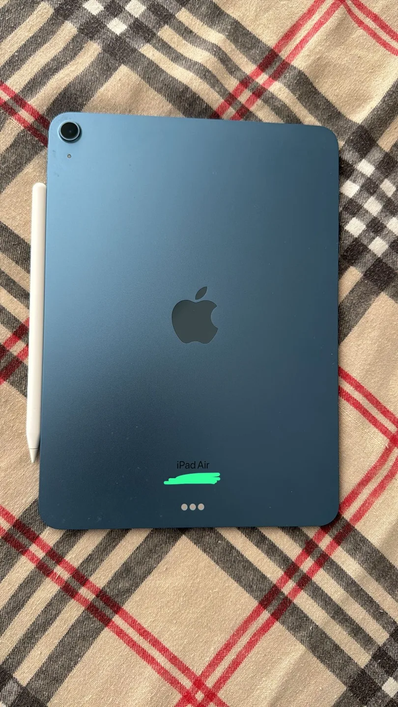 Apple iPad Air 5th gen Blue image indicator(3)