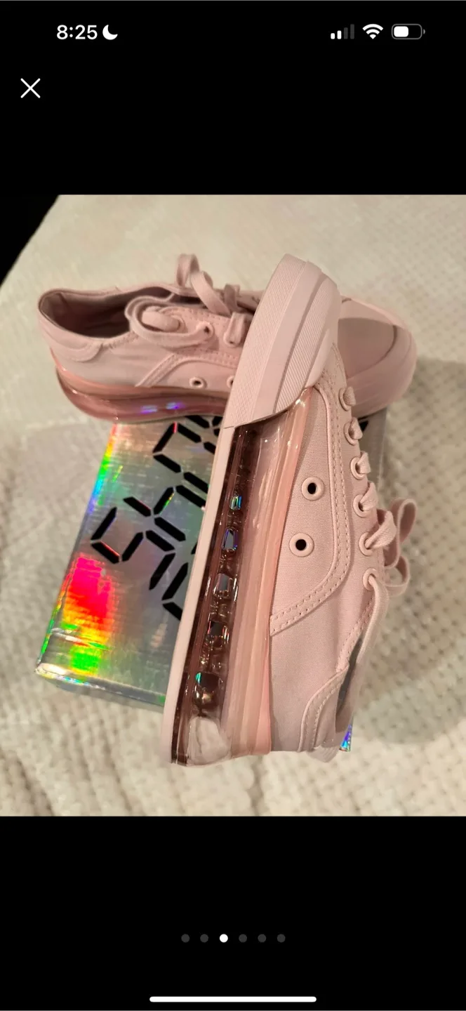 Shoes 53045 Low-Top Sneakers, Size 6 (EUR 36) image indicator(2)