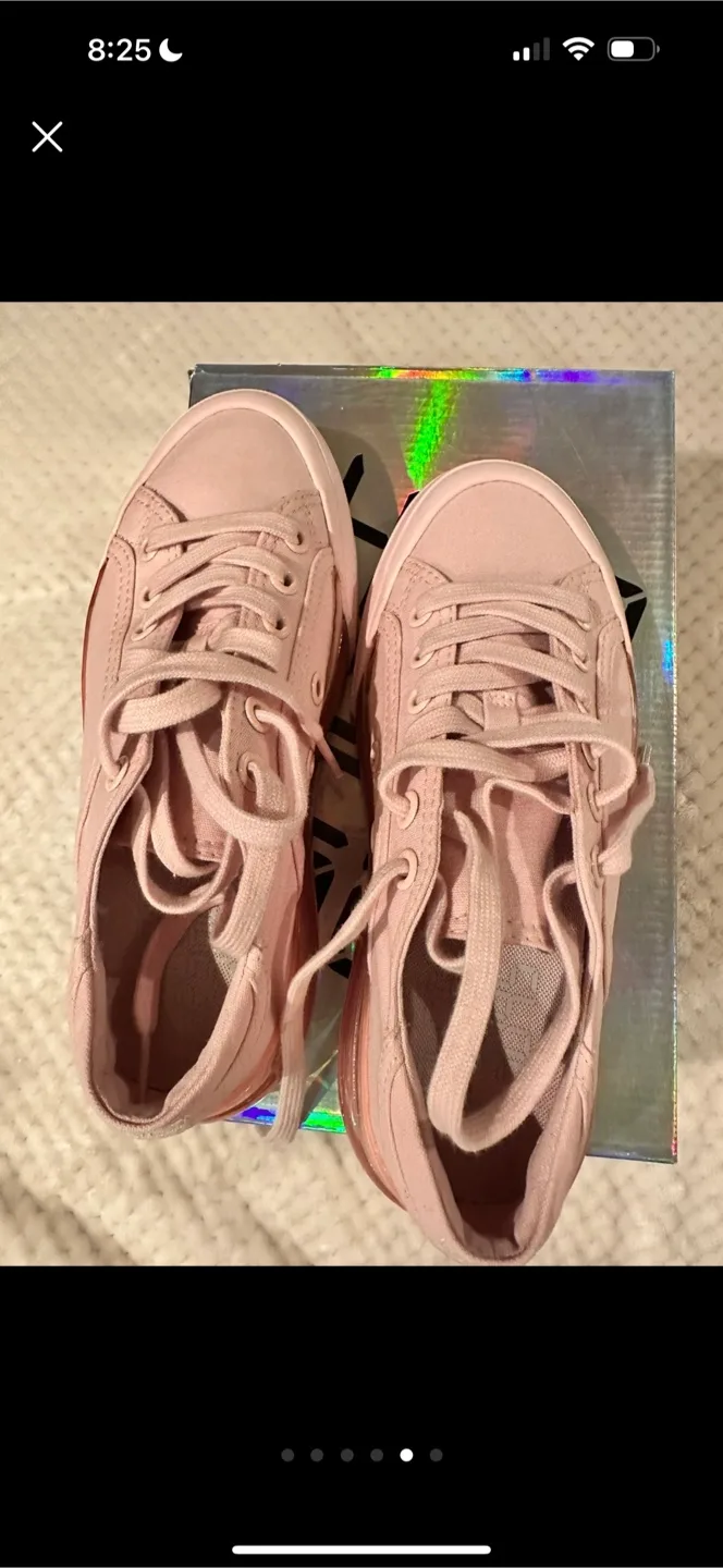 Shoes 53045 Low-Top Sneakers, Size 6 (EUR 36) image indicator(4)