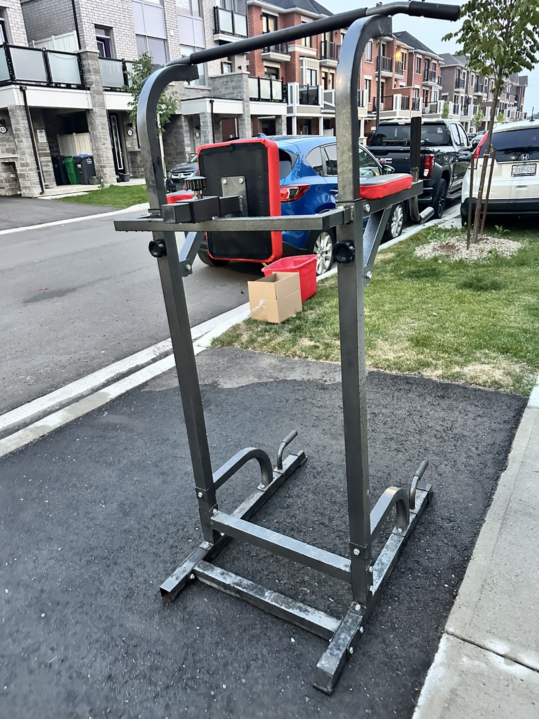 Pull Up & Dip Station - photo 4