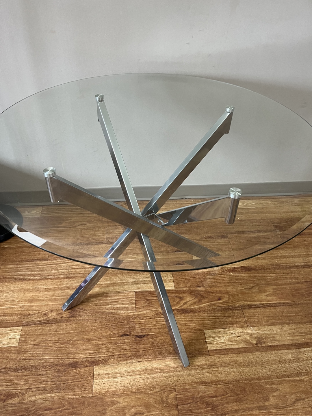 Glass Round Dining Table - photo 4