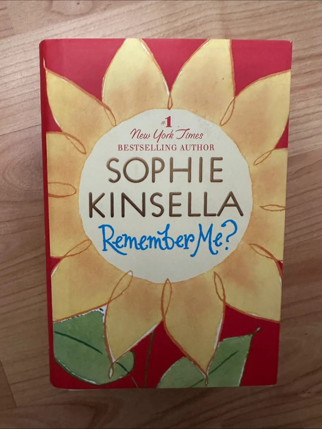 Book - Remember Me? By Sophie Kinsella thumbnail