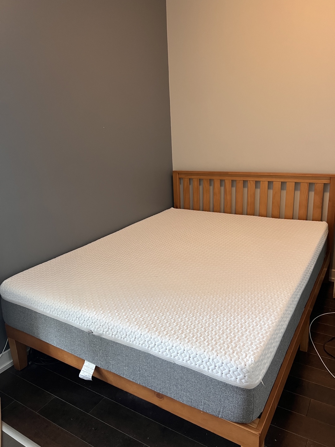 Queen Size Alexia Wood Platform Bed