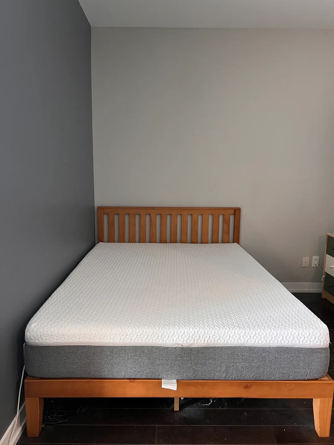 Endy Mattress - Queen Size thumbnail