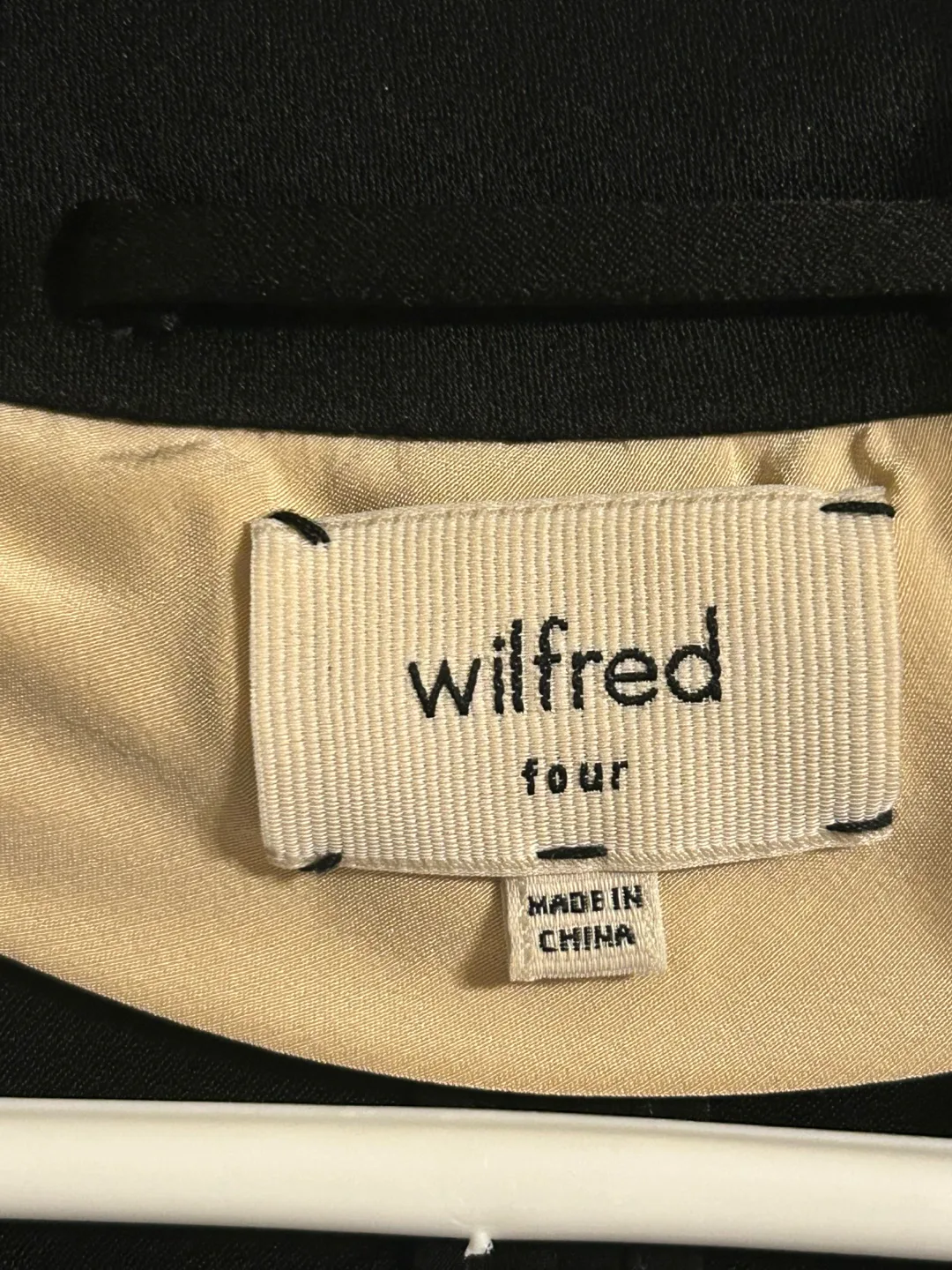 Wilfred Black Blazer - Size 4 image indicator(3)