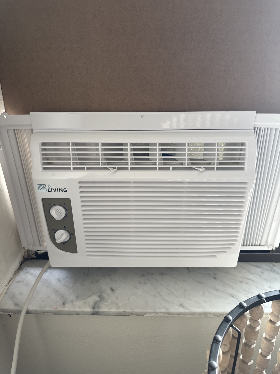 LIVING Air Conditioner