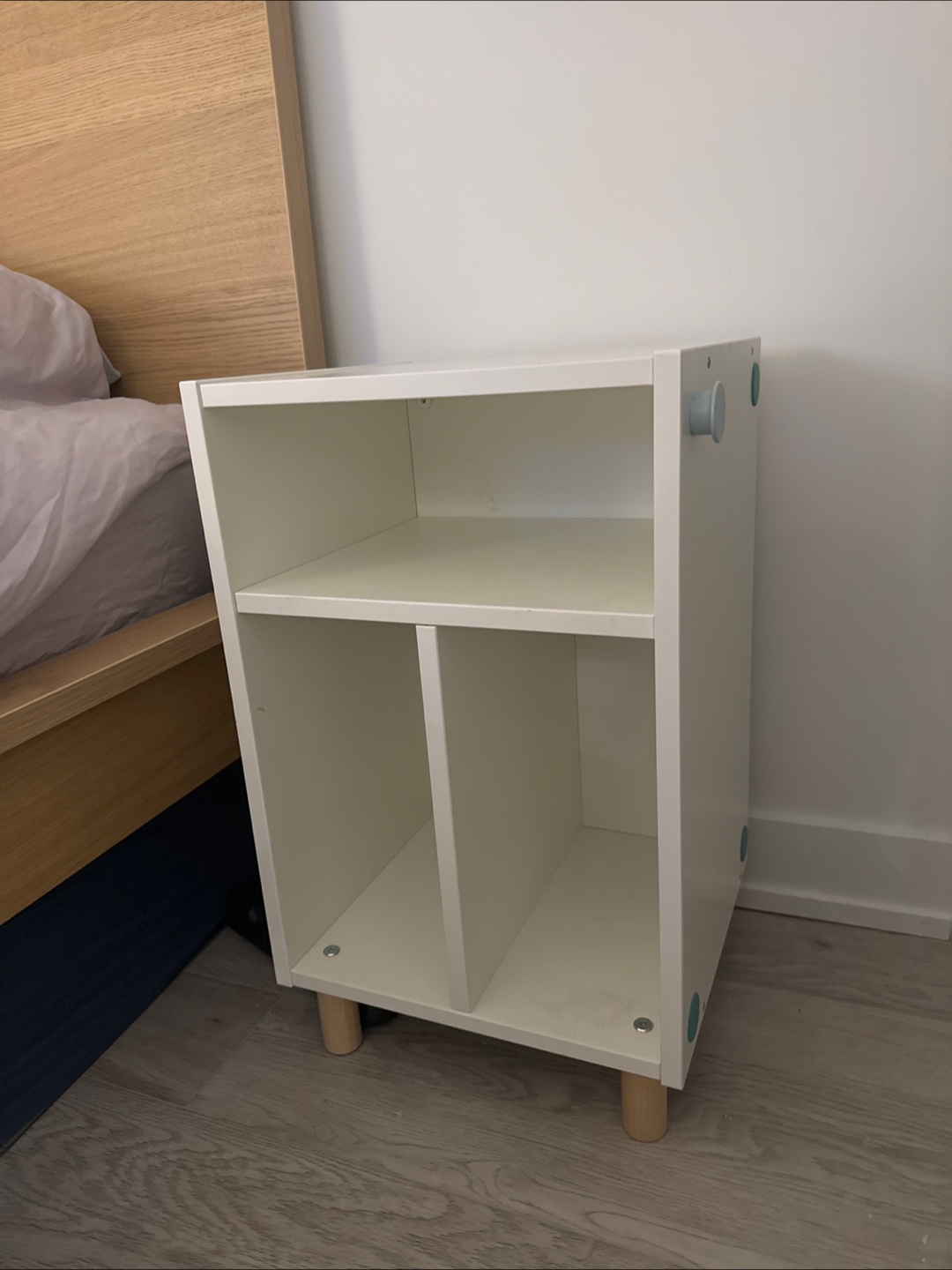 IKEA SMUSSLA Nightstand/Shelf Unit - White